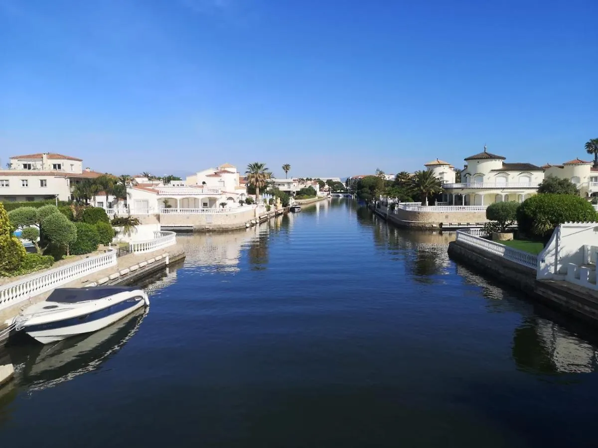 Leon Inmo Apartment Ciro - 15773 Empuriabrava